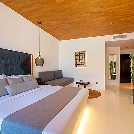 Ftelia Black Hotell