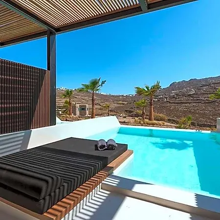 Hotel Ftelia Black Mykonos Town