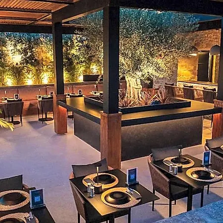 Ftelia Black Hotell Mykonos Town